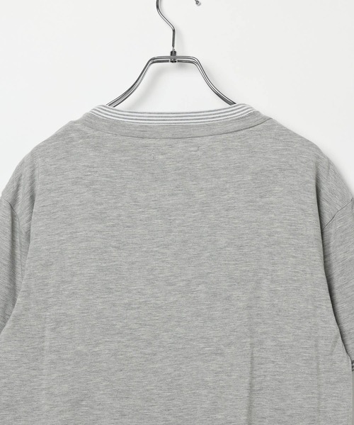 LAND MUSEUM(ランドミュージアム)の「LAND MUSEUM/ボーダーレイヤードヘンリーTシャツ(Tシャツ/カットソー・メンズ・ブラック/グレー・MEDIUM/LARGE)」の7枚目の写真