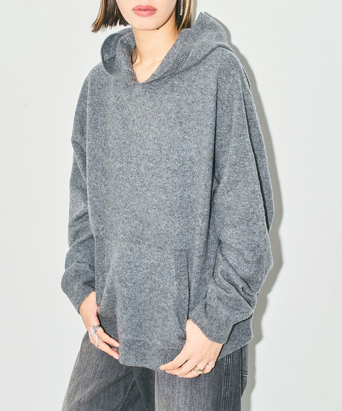 CITYSHOP(シティーショップ)の「HOODIE ニット(ニット/セーター・レディース・ピンク/チャコールグレー/ベージュ・FREE)」の4枚目の写真