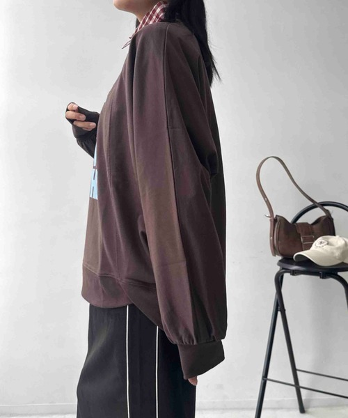 AS KNOW AS plus(アズノゥアズプラス)の「☆フロッキーロゴロンT【UNISEX ITEM】(Tシャツ/カットソー・レディース・オフホワイト/ブラウン/チャコールグレー・FREE)」の9枚目の写真