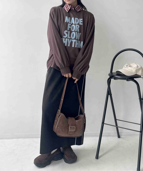 AS KNOW AS plus(アズノゥアズプラス)の「☆フロッキーロゴロンT【UNISEX ITEM】(Tシャツ/カットソー・レディース・オフホワイト/ブラウン/チャコールグレー・FREE)」の12枚目の写真