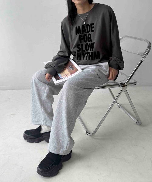 AS KNOW AS plus(アズノゥアズプラス)の「☆フロッキーロゴロンT【UNISEX ITEM】(Tシャツ/カットソー・レディース・オフホワイト/ブラウン/チャコールグレー・FREE)」の21枚目の写真