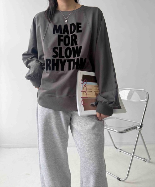 AS KNOW AS plus(アズノゥアズプラス)の「☆フロッキーロゴロンT【UNISEX ITEM】(Tシャツ/カットソー・レディース・オフホワイト/ブラウン/チャコールグレー・FREE)」の16枚目の写真