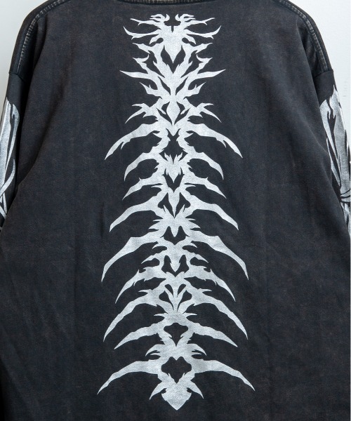 BACKSTAGE PASS(バックステージパス)の「HAND SIGN LS(ハンドサインLS)クルーネック プリント ロンT(Tシャツ/カットソー・メンズ・ダークグレー/ブラック/ホワイト系その他・FREE)」の9枚目の写真