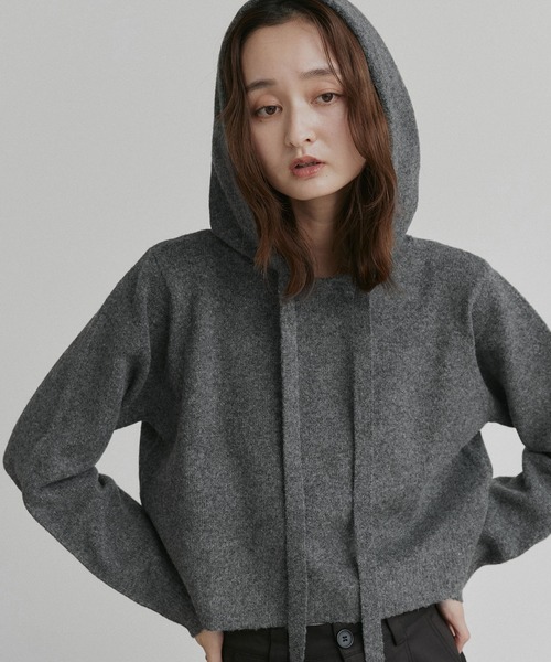 ad thie(アドティエ)の「コンパクト フーディー ニット プルオーバー(ニット/セーター・レディース・グレー/ブラック/アイボリー・FREE)」の17枚目の写真