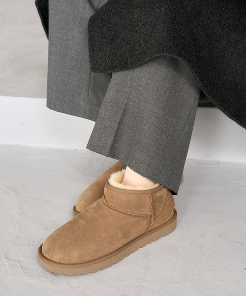 UGG(アグ)の「《追加》UGG/アグ W CLASSIC ULTRA MINI(ブーツ・レディース・ブラウン/チャコールグレー・23cm/25cm/24cm)」の12枚目の写真