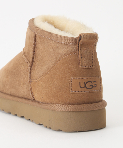UGG(アグ)の「《追加》UGG/アグ W CLASSIC ULTRA MINI(ブーツ・レディース・ブラウン/チャコールグレー・23cm/25cm/24cm)」の16枚目の写真