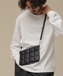 THEOREM（セオレム）の「mko13986-Water-repellent Quilting Leather Mini Bag レザーキルティングサコッシュバッグ(TRM-2629022)（ショルダーバッグ）」