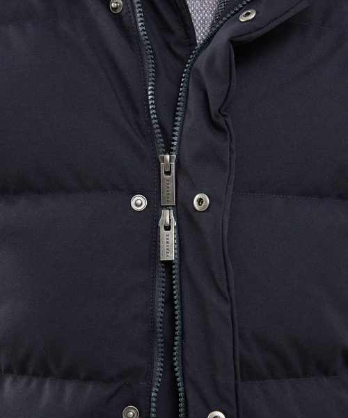 MEN'S MELROSE(メンズメルローズ)の「【PYRENEX/ピレネックス】BELFORT ダウンジャケット(ダウンジャケット/コート・メンズ・ネイビー/ブラック・4/3/2)」の4枚目の写真