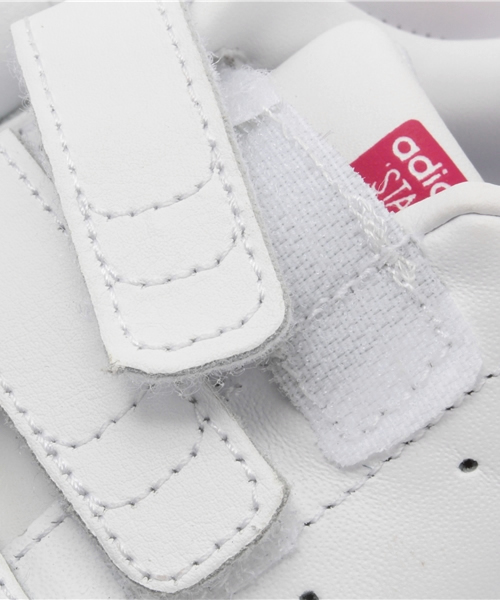 adidas(アディダス)の「キッズ adidas アディダス STAN SMITH CF I スタンスミス CF I B32704 16SP WTH/WTH/BOPINK(スニーカー・キッズ・ホワイト系その他・13/16/14/12/15 )」の7枚目の写真