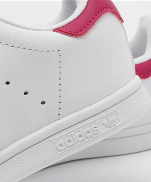 adidas(アディダス)の「キッズ adidas アディダス STAN SMITH CF I スタンスミス CF I B32704 16SP WTH/WTH/BOPINK(スニーカー・キッズ・ホワイト系その他・13/16/14/12/15 )」の10枚目の写真