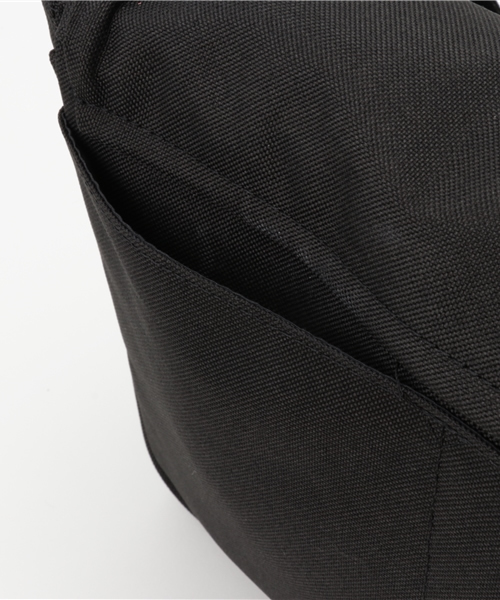 anello（アネロ）の「【anello】 アネロ 杢ポリキャンバスショルダーバッグ       （ショルダーバッグ・レディース・ブラック/レッド・ONE SIZE）」の5枚目の写真