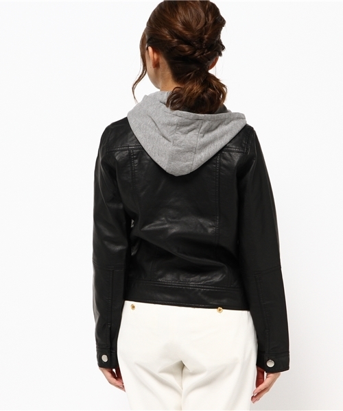 VENCEEXCHANGE（ヴァンスエクスチェンジ）の「合皮ライダースジャケット          （ライダースジャケット・レディース・ベージュ/ブラック・LARGE/MEDIUM）」の5枚目の写真