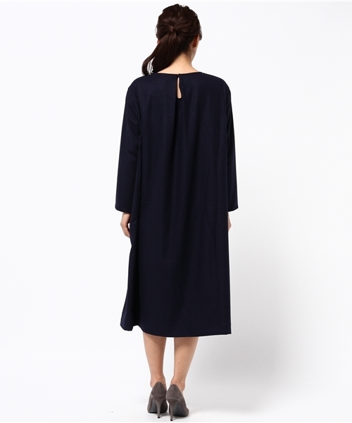LBC（エルビーシー）の「Vネックワンピース （ワンピース・レディース・ネイビー/Red/チャコールグレー・MEDIUM/LARGE）」の6枚目の写真