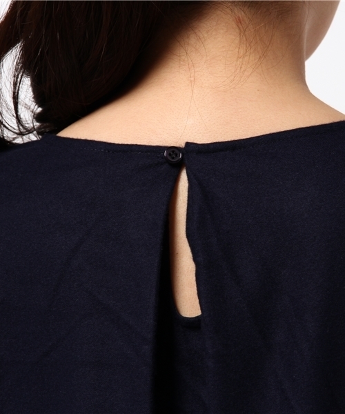 LBC（エルビーシー）の「Vネックワンピース （ワンピース・レディース・ネイビー/Red/チャコールグレー・MEDIUM/LARGE）」の8枚目の写真