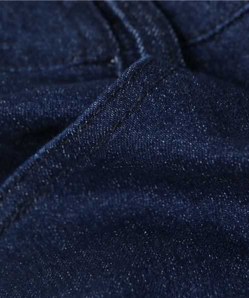 Honeys(ハニーズ)の「ハイウエストスキニーパンツ(デニムパンツ・レディース・ライトインディゴブルー/インディゴブルー/ワンウォッシュ・L/M/S)」の12枚目の写真