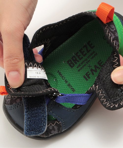 BREEZE（ブリーズ）の「IFME babyサンダル（サンダル・キッズ・レッド/ブラック/カーキ・13.5/14/13/14.5/15 ）」の7枚目の写真