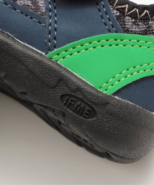 BREEZE（ブリーズ）の「IFME babyサンダル（サンダル・キッズ・レッド/ブラック/カーキ・13.5/14/13/14.5/15 ）」の8枚目の写真