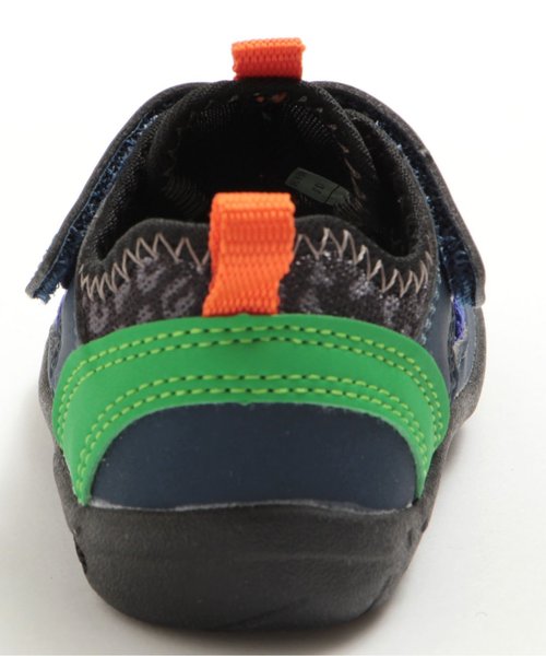 BREEZE（ブリーズ）の「IFME babyサンダル（サンダル・キッズ・レッド/ブラック/カーキ・13.5/14/13/14.5/15 ）」の9枚目の写真