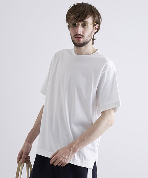 UNITED TOKYO（ユナイテッドトウキョウ）の「ビッグシルエットカットソー（Tシャツ/カットソー・メンズ・ピンク/ブラック/イエロー/オフホワイト/グリーン/ブルー・2/3/1）」の2枚目の写真