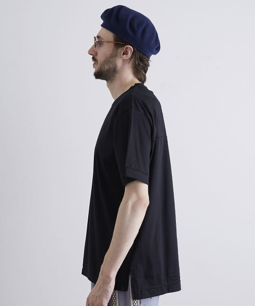 UNITED TOKYO（ユナイテッドトウキョウ）の「ビッグシルエットカットソー（Tシャツ/カットソー・メンズ・ピンク/ブラック/イエロー/オフホワイト/グリーン/ブルー・2/3/1）」の14枚目の写真