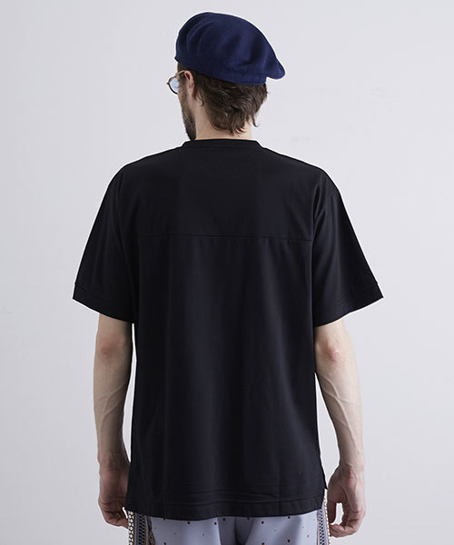 UNITED TOKYO（ユナイテッドトウキョウ）の「ビッグシルエットカットソー（Tシャツ/カットソー・メンズ・ピンク/ブラック/イエロー/オフホワイト/グリーン/ブルー・2/3/1）」の15枚目の写真