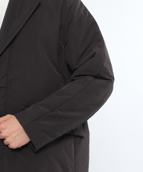 LAKOLE（ラコレ）の「【防風/撥水】中綿チェスターコート / LAKOLE（チェスターコート・メンズ・ネイビー/ブラック・MEDIUM/LARGE）」の7枚目の写真