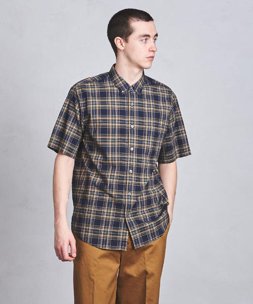 UNITED ARROWS（ユナイテッドアローズ）の「UASB タータンチェックボタンダウン ショートスリーブシャツ（シャツ/ブラウス・メンズ・ネイビー/ベージュ・S/M/XL/L）」の2枚目の写真