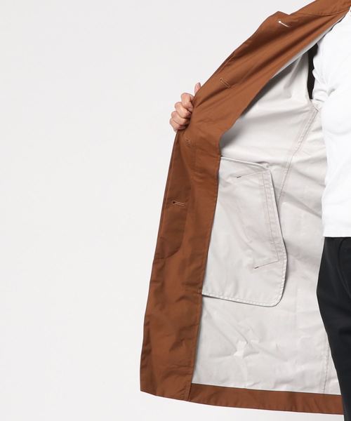 AIGLE（エーグル）の「ベルト付ステンカラーコート（ステンカラーコート・レディース・ブラウン/ワインレッド/ダークネイビー・38/36/40）」の7枚目の写真