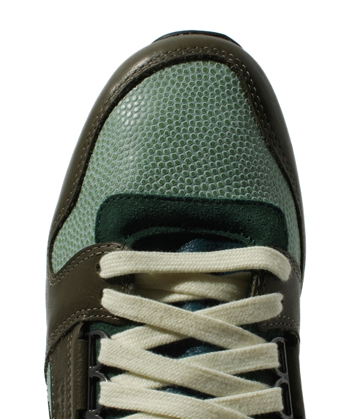 Alexander McQUEEN PUMA(アレキサンダーマックイーンプーマ)の「Ruffien - ALEXANDER MCQUEEN PUMA(スニーカー・メンズ・ブラック/ホワイト/オリーブ・10/11/6/7/8/9)」の7枚目の写真