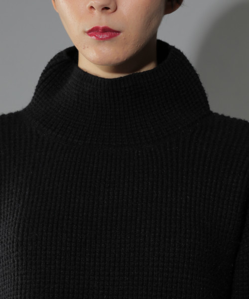 PAGEBOY（ページボーイ）の「バックチェックフレアニット（ニット/セーター・レディース・オフホワイト/ブラック・FREE）」の15枚目の写真