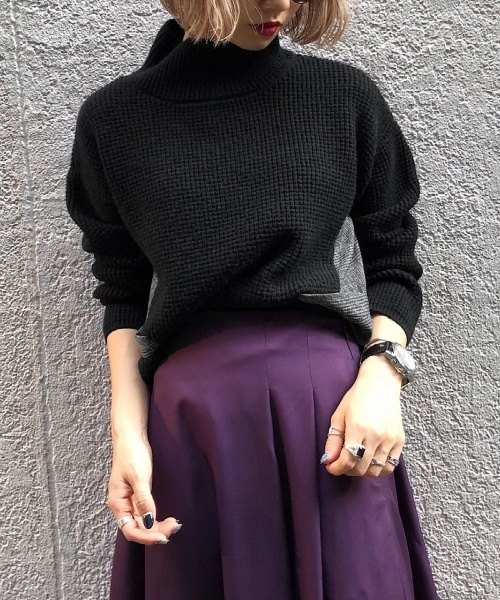 PAGEBOY（ページボーイ）の「バックチェックフレアニット（ニット/セーター・レディース・オフホワイト/ブラック・FREE）」の6枚目の写真