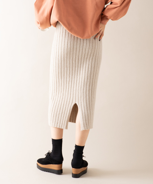 Auntie Rosa（アンティローザ）の「【AuntieRosa】 ニットリブタイトスカート（スカート・レディース・チャコールグレー/ベージュ/ボルドー・FREE）」の5枚目の写真