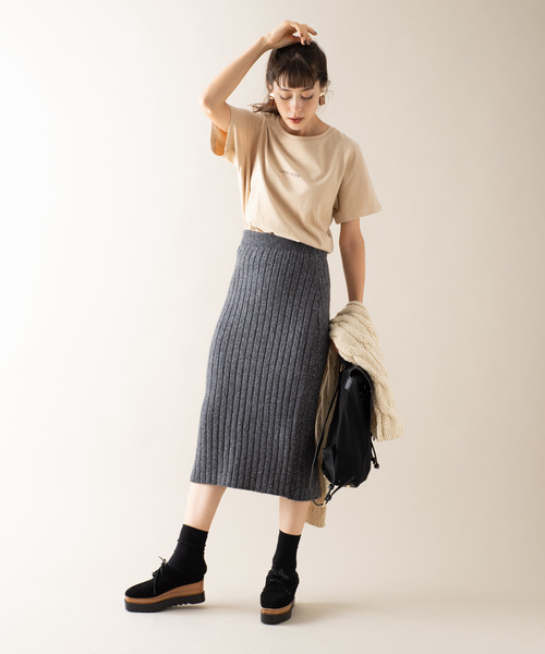 Auntie Rosa（アンティローザ）の「【AuntieRosa】 ニットリブタイトスカート（スカート・レディース・チャコールグレー/ベージュ/ボルドー・FREE）」の11枚目の写真