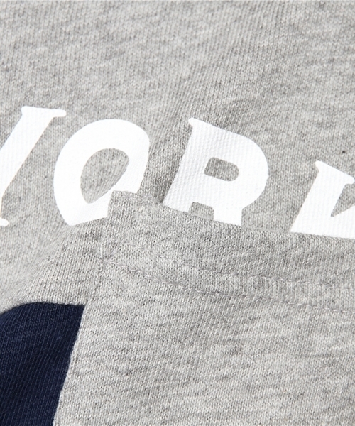 BEAMS（ビームス）の「◎BEAMS / バイカラー プリント L/S TEE（Tシャツ/カットソー・メンズ・ライトグレー/レッド/イエロー・SMALL/MEDIUM/LARGE/X-LARGE）」の9枚目の写真