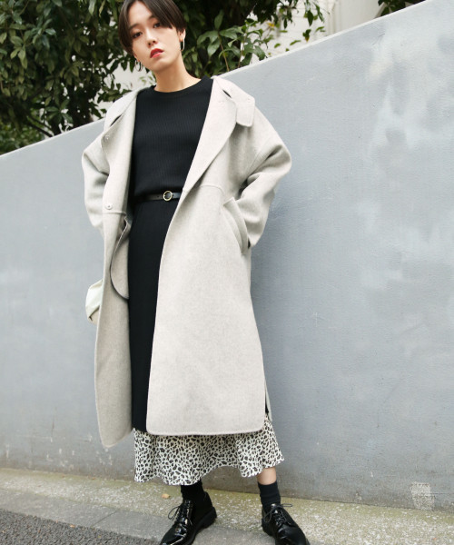 LOWRYS FARM（ローリーズファーム）の「Ｗフェイスフードコート　816155（その他アウター・レディース・グレー/カーキ・FREE）」の2枚目の写真