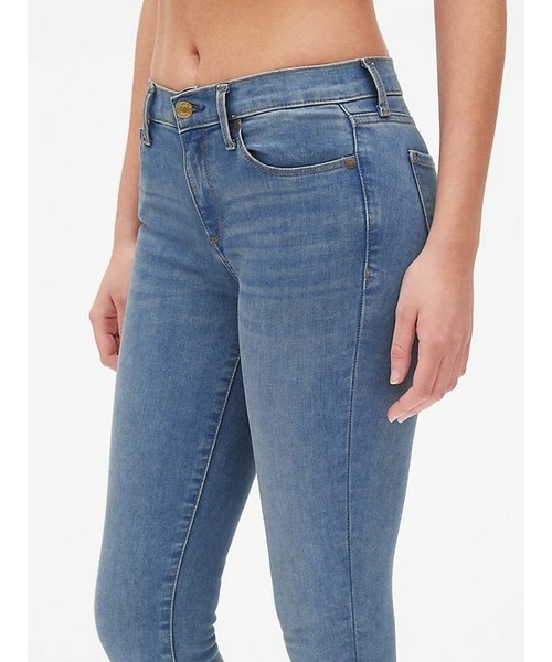 GAP（ギャップ）の「ミッドライズ トゥルースキニージーンズ（スカルプト）（デニムパンツ・レディース・ブルー系その他・28inch/29inch/24inch/25inch/26inch/27inch/23inch）」の2枚目の写真