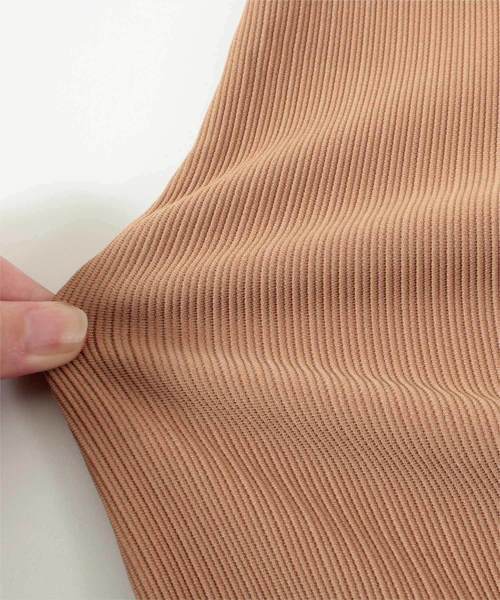 titivate（ティティベイト）の「深Vネックスリットワンピース/ジャンパースカート（ジャンパースカート・レディース・ブラック/ベージュ/ネイビー/カーキ・S/M）」の14枚目の写真