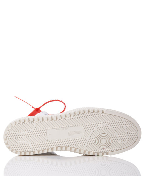 off white（オフホワイト）の「Off-White “OFF COURT”スニーカー（スニーカー・メンズ・ホワイト・42/41/40/43）」の4枚目の写真