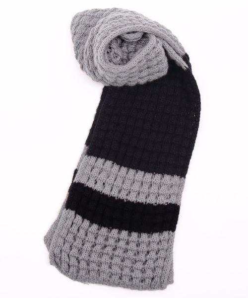 ８(eight)（エイト）の「ワッフル ライン ロングマフラー（マフラー・メンズ・ブラック×グレー/ブラック×ホワイト/ネイビー×ホワイト・FREE）」の2枚目の写真