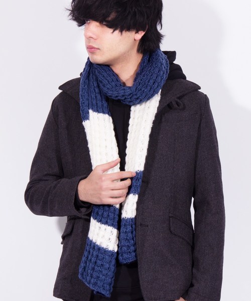 ８(eight)（エイト）の「ワッフル ライン ロングマフラー（マフラー・メンズ・ブラック×グレー/ブラック×ホワイト/ネイビー×ホワイト・FREE）」の19枚目の写真