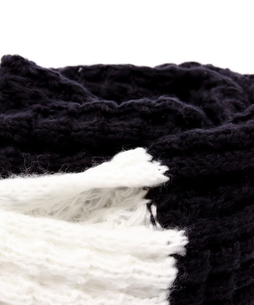 ８(eight)（エイト）の「ワッフル ライン ロングマフラー（マフラー・メンズ・ブラック×グレー/ブラック×ホワイト/ネイビー×ホワイト・FREE）」の12枚目の写真