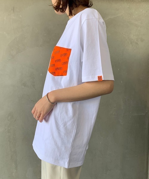 UNIVERSAL OVERALL（ユニバーサルオーバーオール）の「[UNIVERSAL OVERALL/ユニバーサルオーバーオール] 別注 モノグラムポケットTシャツ（Tシャツ/カットソー・メンズ・ホワイト/ブラック/ネイビー/ホワイト系その他/オレンジ・S/M/L/XL）」の22枚目の写真