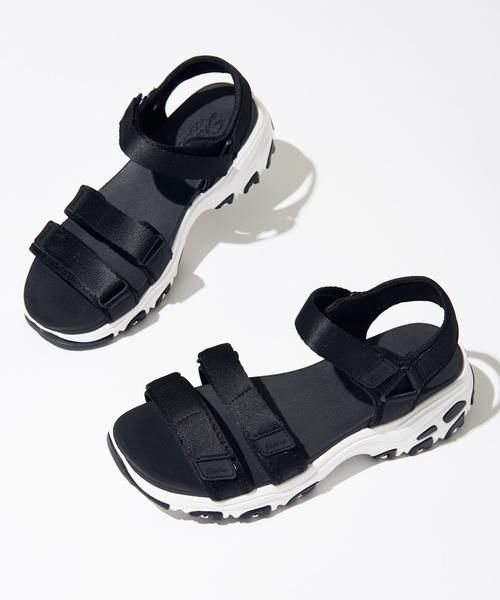 SKECHERS（スケッチャーズ）の「SKECHERS D'Lites スケッチャーズ サンダル（サンダル・レディース・ホワイト/ブラック/グレー・23.0cm/24.0cm/25.0cm）」の8枚目の写真