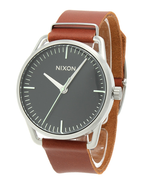 海外限定スパイク販売 NIXON（ニクソン）の「NIXON / THE MELLOR （アナログ腕時計 時計