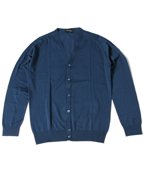 BEAMS F(ビームスエフ)の「JOHN SMEDLEY / 30ゲージカーディガン(カーディガン/ボレロ・メンズ・オレンジ/ブルー系その他/ネイビー/シルバー/レッド系その他/グリーン・S/38/M/40)」の4枚目の写真