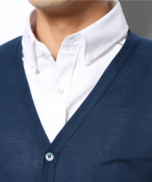 BEAMS F(ビームスエフ)の「JOHN SMEDLEY / 30ゲージカーディガン(カーディガン/ボレロ・メンズ・オレンジ/ブルー系その他/ネイビー/シルバー/レッド系その他/グリーン・S/38/M/40)」の11枚目の写真