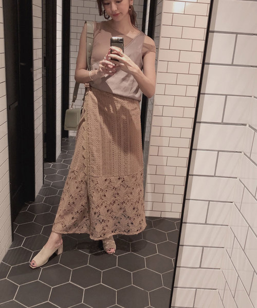 CIEL'AIR（シエルエアー）の「【CIEL'AIR/シェルエアー】セットアップイレギュラーレイヤードノースリトップス（タンクトップ・レディース・ブラウン/ブルー・FREE）」の5枚目の写真