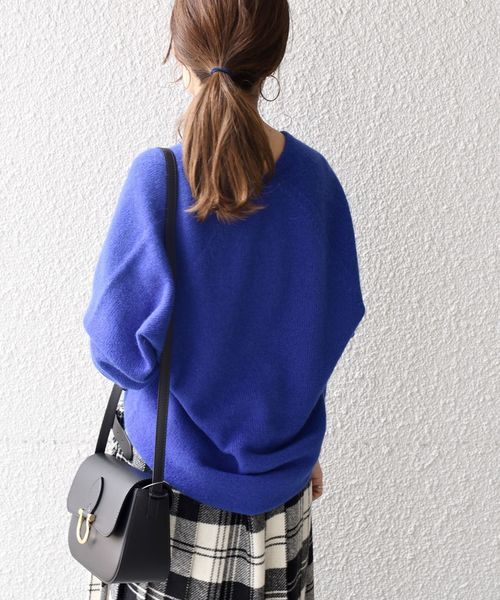 liflattie ships（リフラティ シップス）の「liflattie ships:コクーンVネックプルオーバー◇（ニット/セーター・レディース・グレー/ライトベージュ/ブルー・SMALL/MEDIUM）」の18枚目の写真