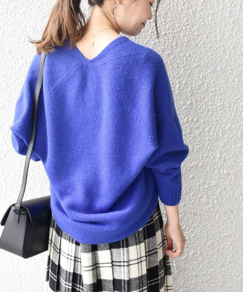 liflattie ships（リフラティ シップス）の「liflattie ships:コクーンVネックプルオーバー◇（ニット/セーター・レディース・グレー/ライトベージュ/ブルー・SMALL/MEDIUM）」の19枚目の写真