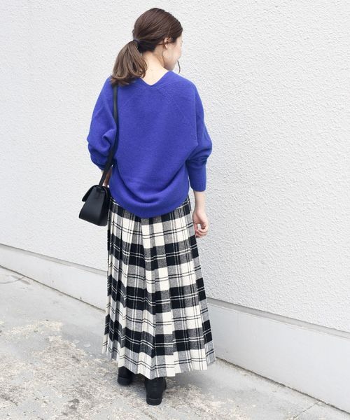 liflattie ships（リフラティ シップス）の「liflattie ships:コクーンVネックプルオーバー◇（ニット/セーター・レディース・グレー/ライトベージュ/ブルー・SMALL/MEDIUM）」の22枚目の写真